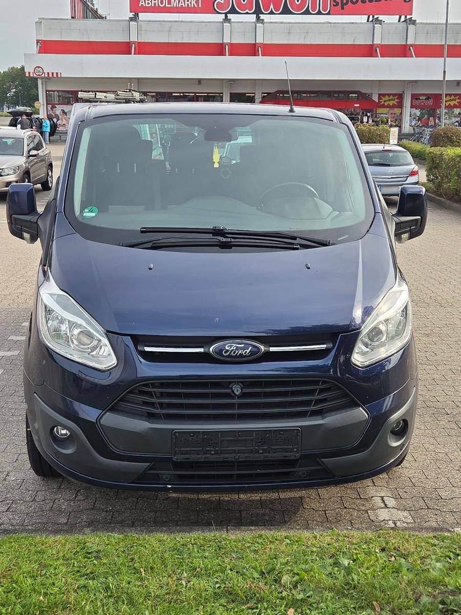 Ford Tourneo Custom