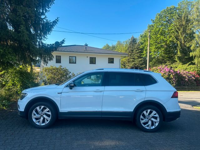 VW Tiguan  Highline 4Motion,DSG Head-up,360°-Kamera