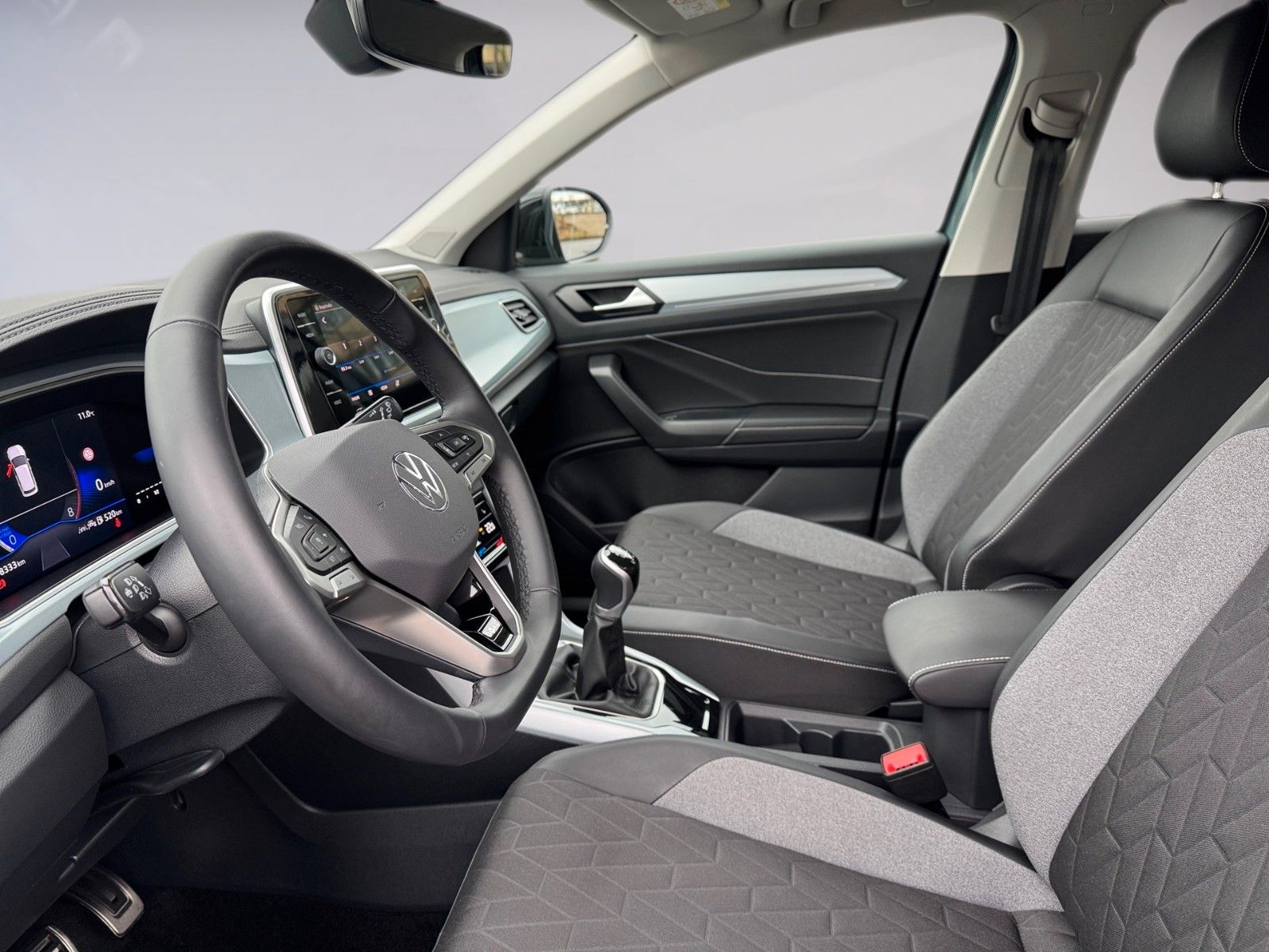 Fahrzeugabbildung Volkswagen T-Roc Life GOAL 1.0 TSI