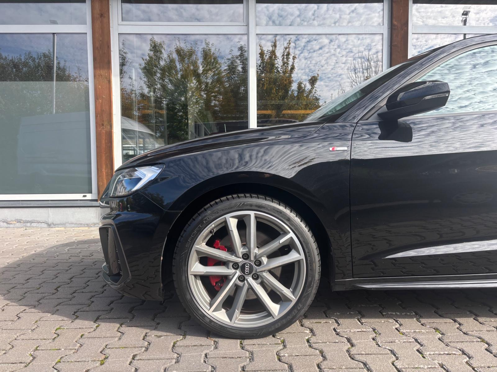 Audi A1 Sportback 40 TFSI S line LED ACC Navi