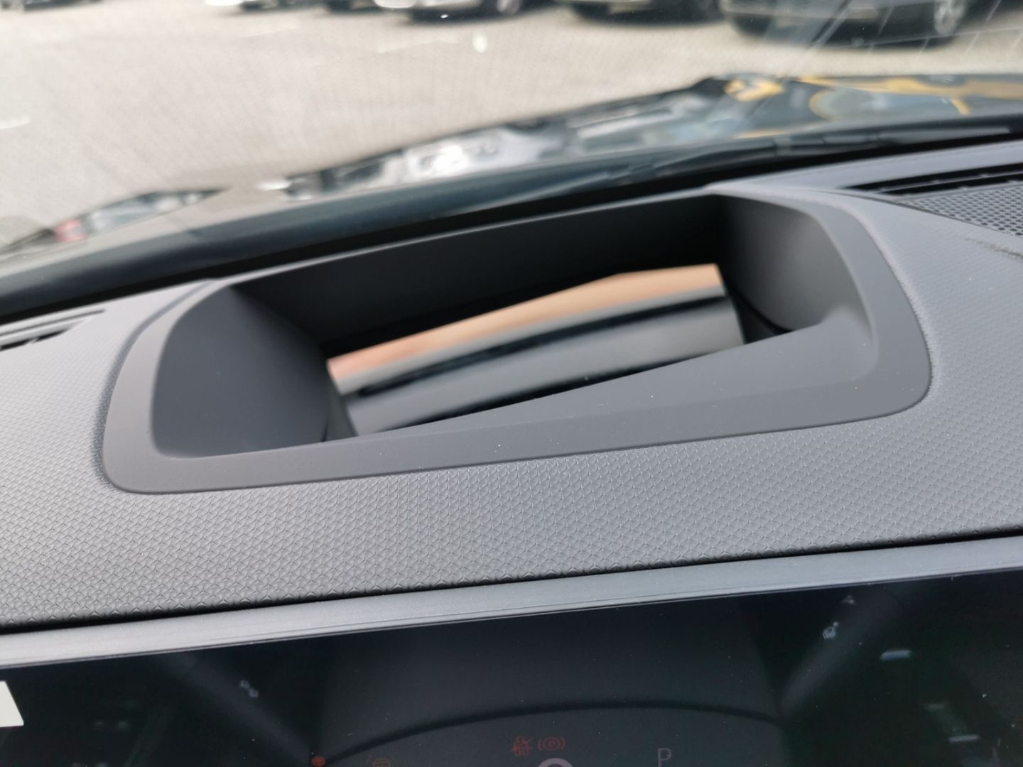 Fahrzeugabbildung Opel Astra Ultimate HUD Panorama Navi Memory Sitz SHZ