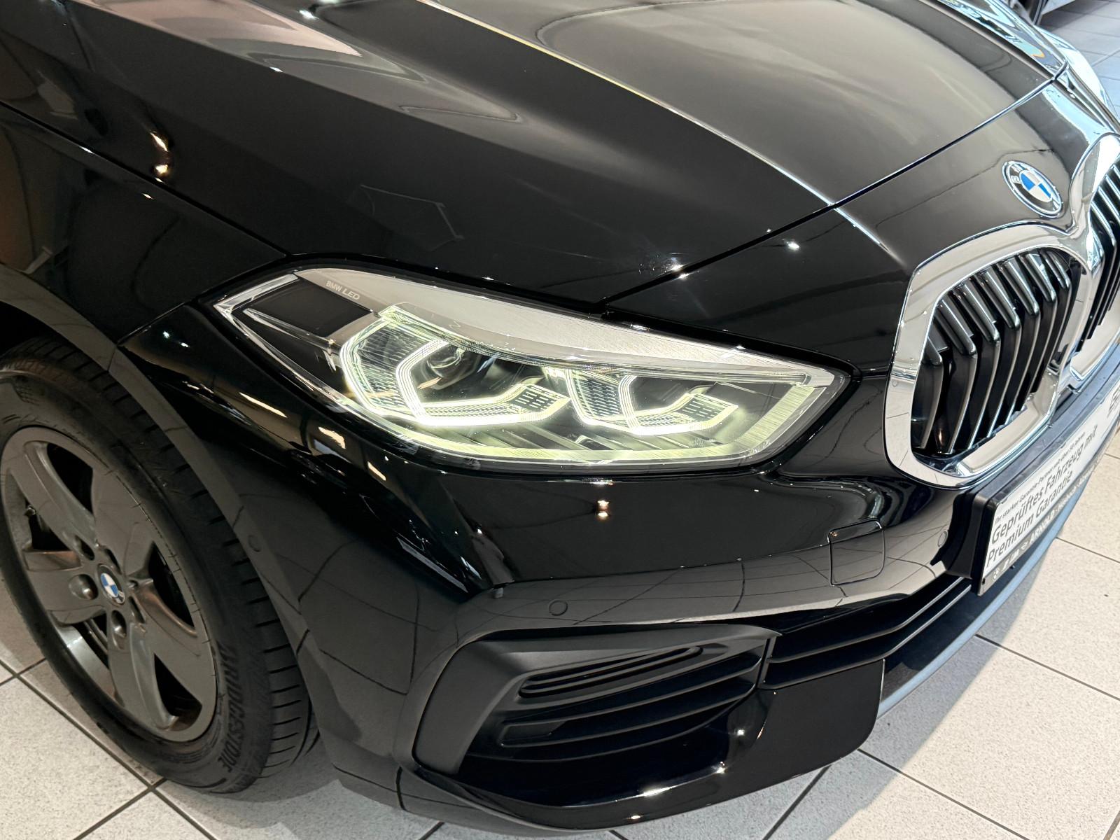 BMW 118 i Advantage *Navi*Led*Kamera*AppleCarp*Auto