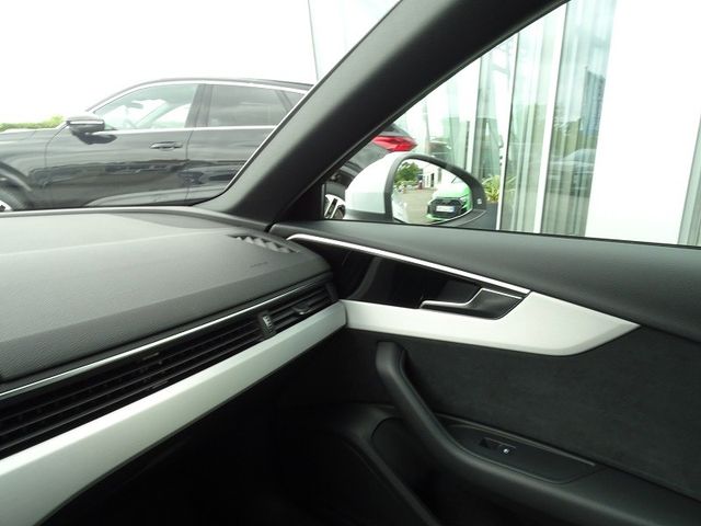 A4 Avant 35 TDI S-tronic S line - Matrix / Leder