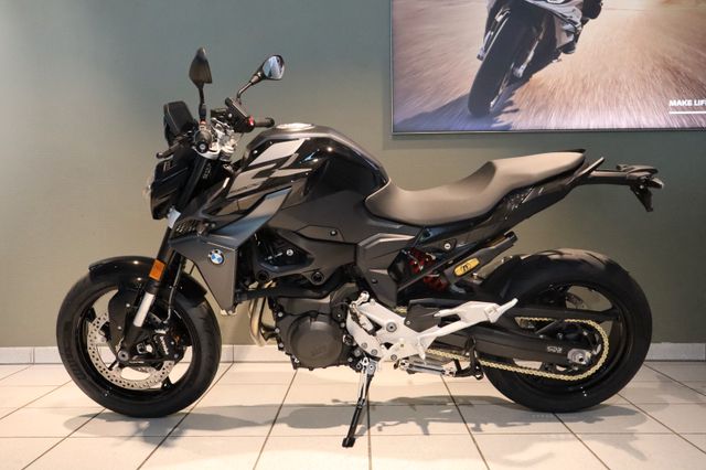 BMW F 900 R