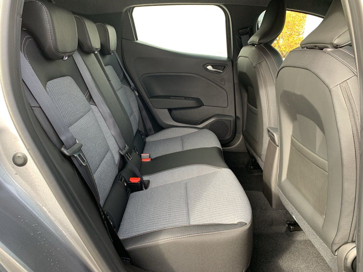 Renault Clio - Bild 25