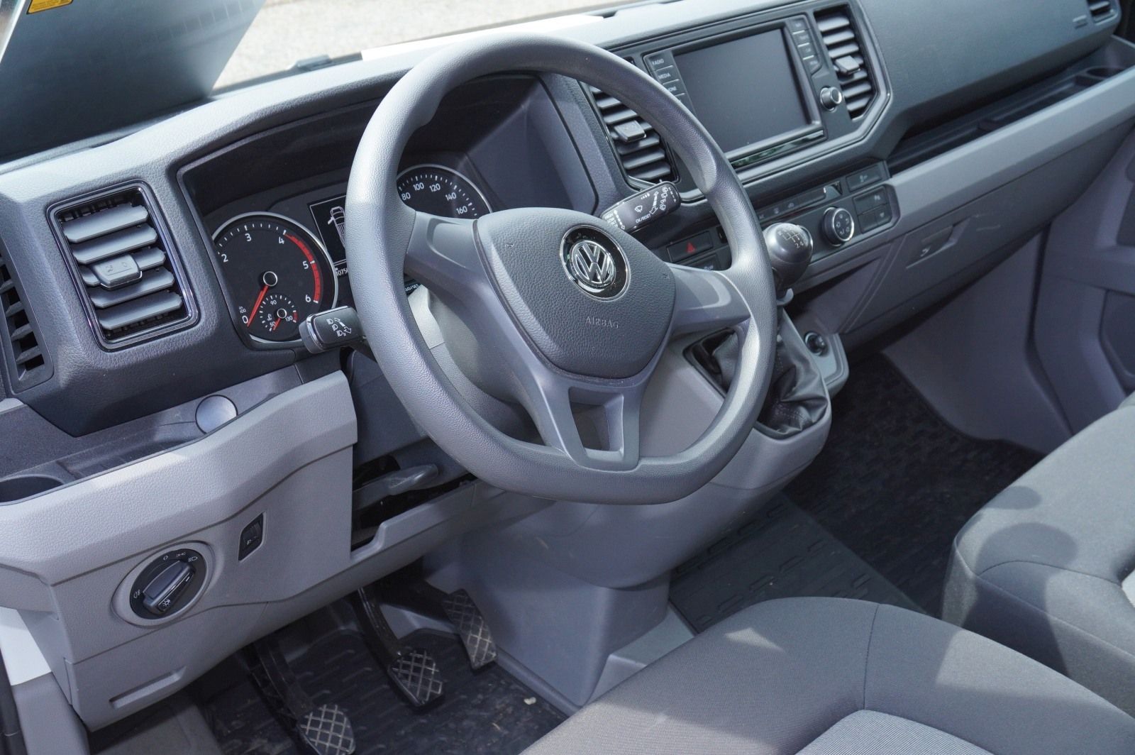 Fahrzeugabbildung Volkswagen Crafter 35 2.0 TDI ' Rollstuhl Umbau ' Navi Klim