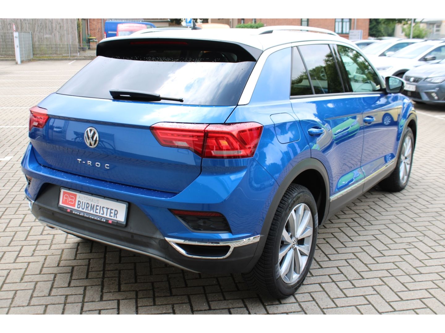 VW T-Roc 1.5 TSI Style 45 DSG ACC LED Pano RFK StHz - Image 5
