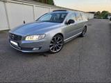 Volvo V70 D4 Summum Geartronic Summum - Volvo V70 mit Diesel-Antrieb: mit Navigationssystem
