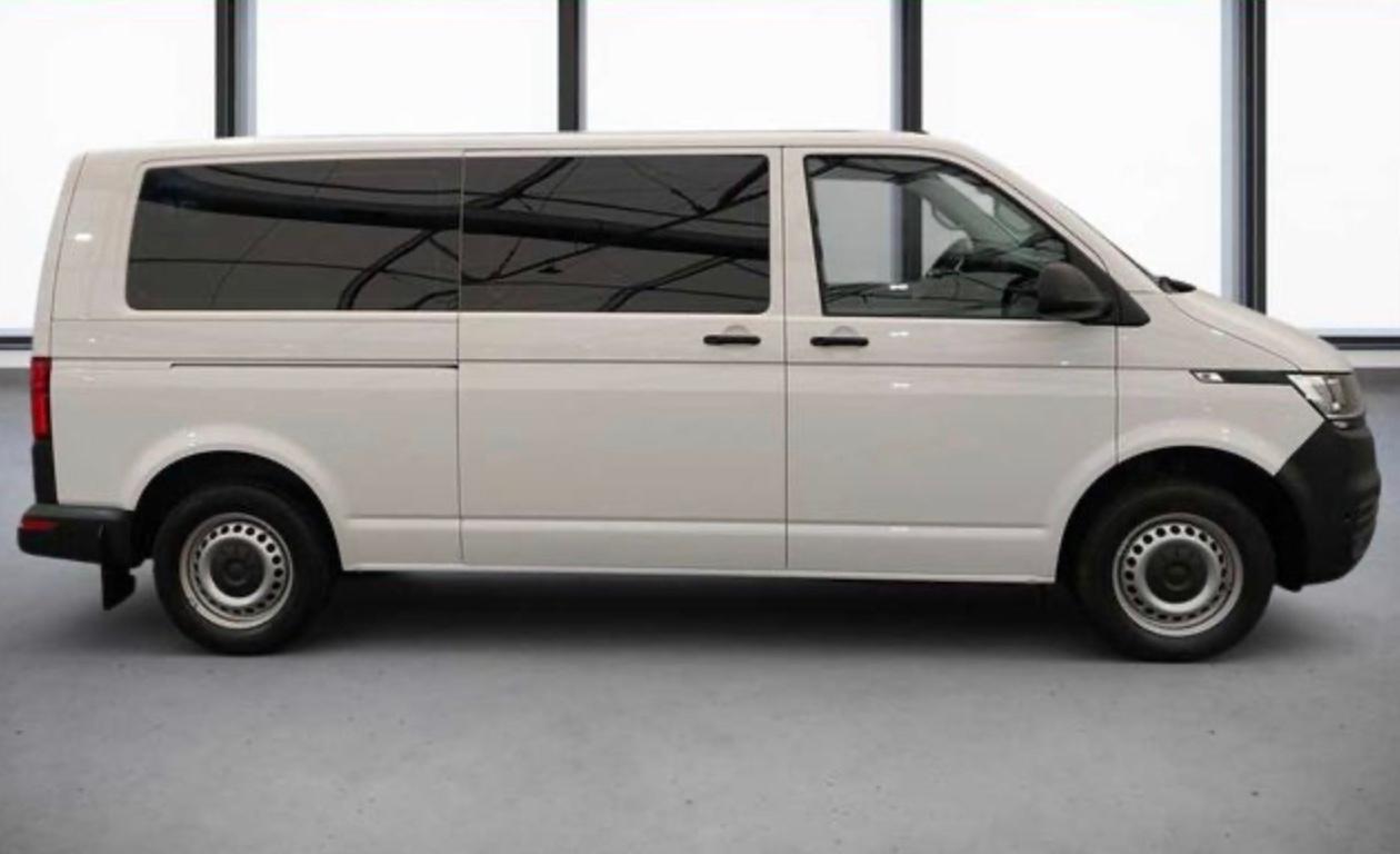 Volkswagen T6.1 Kombi LR 3-3-3 AHZ NAV KAM ASSI STANDH