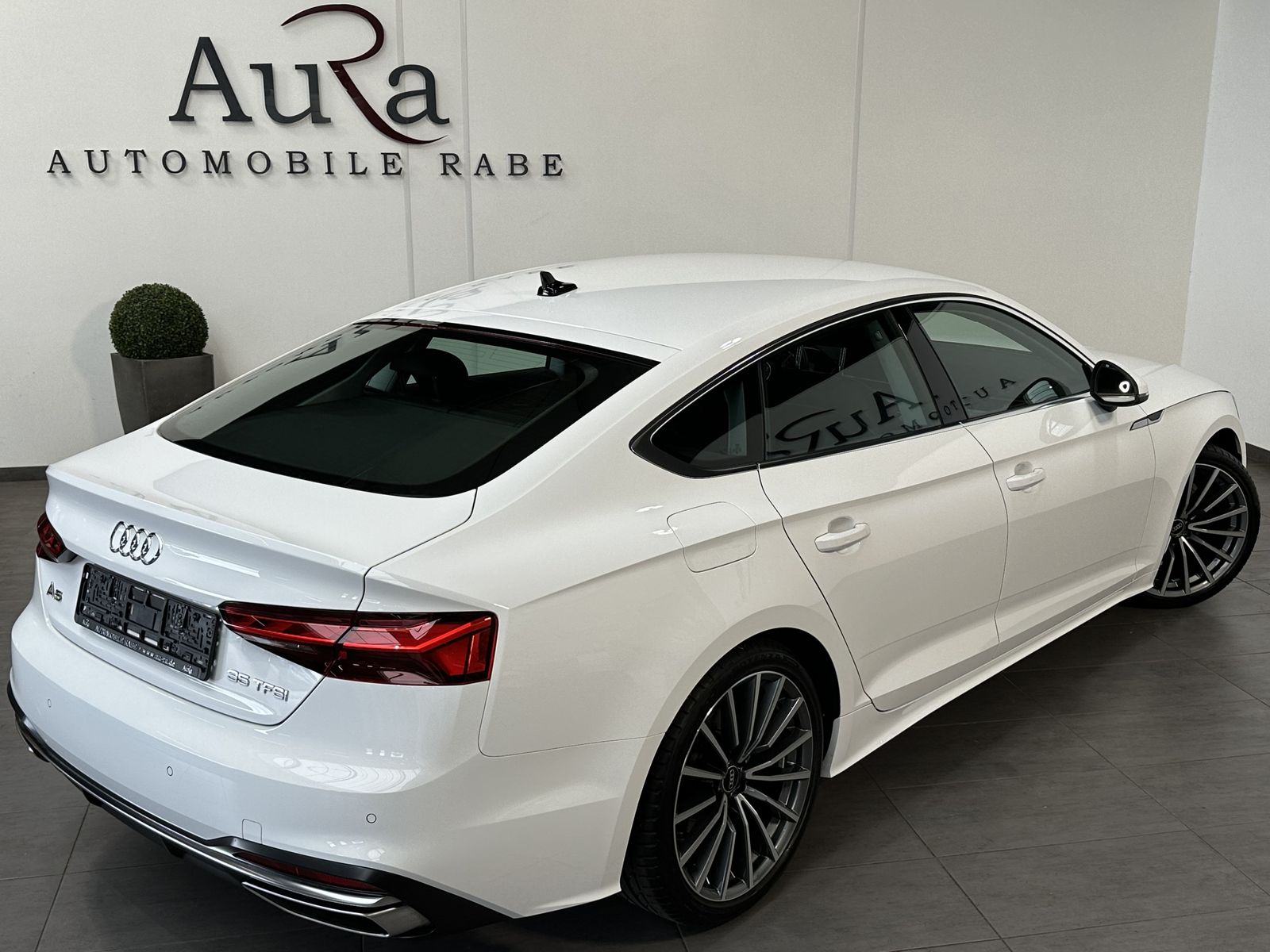 Fahrzeugabbildung Audi A5 SpB 35 TFSI Advanced NAV+LED+DAB+CARPLAY+19ZO