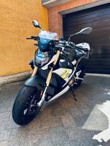 BMW S1000R