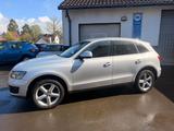 Audi Q5 2.0 TDI DPF S tronic quattro - Audi Q5 in Solingen