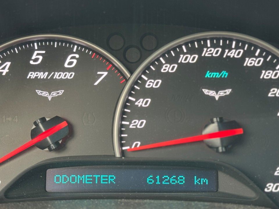 Fahrzeugabbildung Corvette C6 6.0 LS2 Targa 62 TKM HeadUp