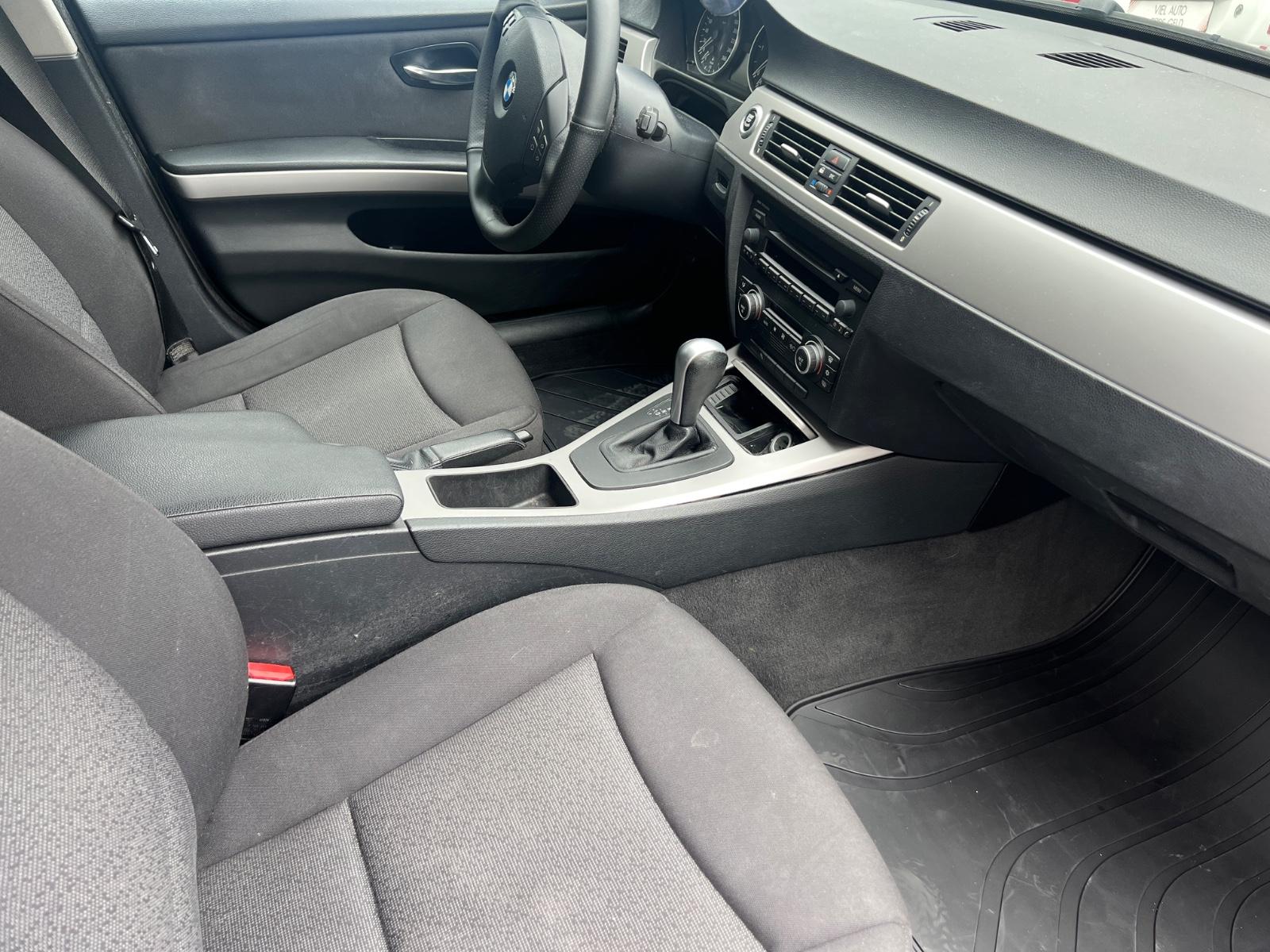 BMW 320 2006 — photo 10