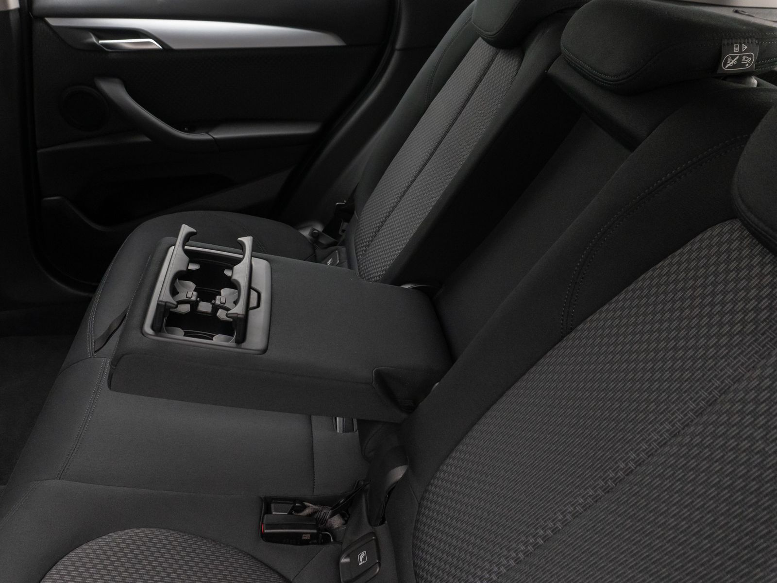 Fahrzeugabbildung BMW X1 xD25e Parkassist DAB LED Geschwindigkeitsreg