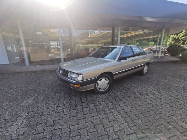 Audi 200 H-Zulassung+Automatik+super Zustand
