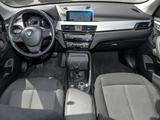 BMW X1 sDrive20i NAVI LED PDC V+H DAB Parkass. LM - BMW X1 aus 2022