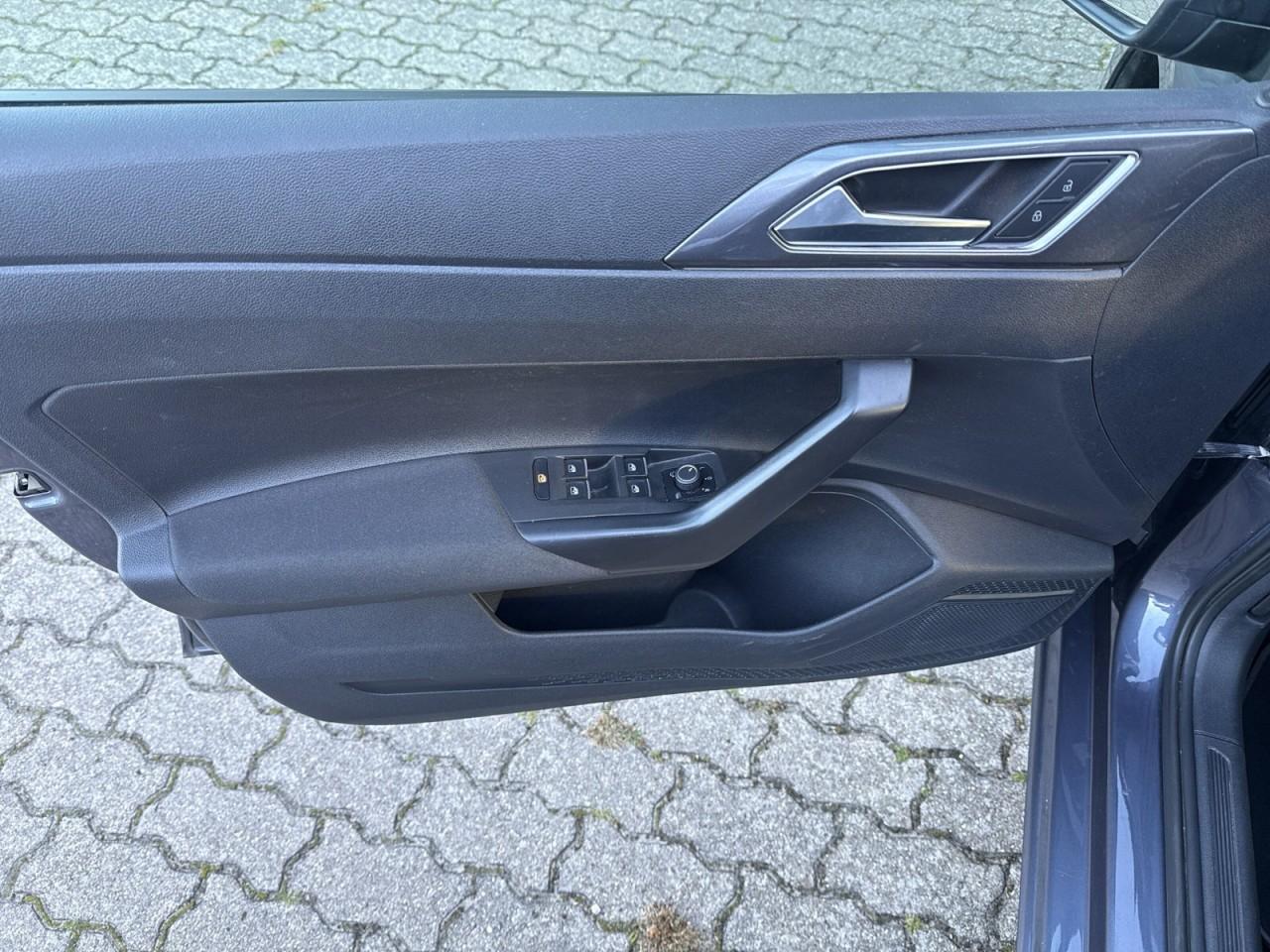 Volkswagen Polo Style 1,0 l TSI OPF 70 kW (95 PS) 7-Gang-Do, миниатюра 16