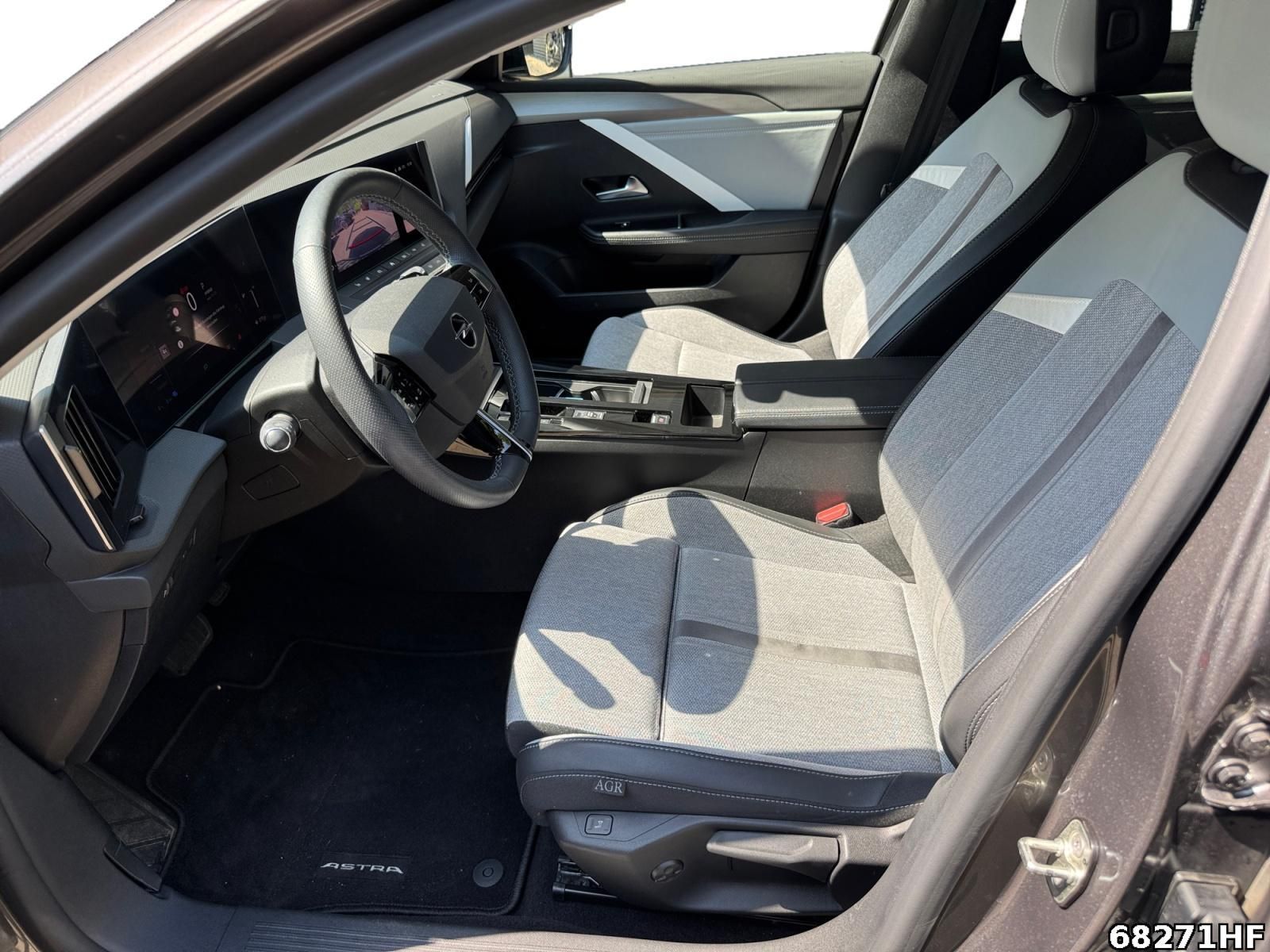 Fahrzeugabbildung Opel Astra L Business Elegance