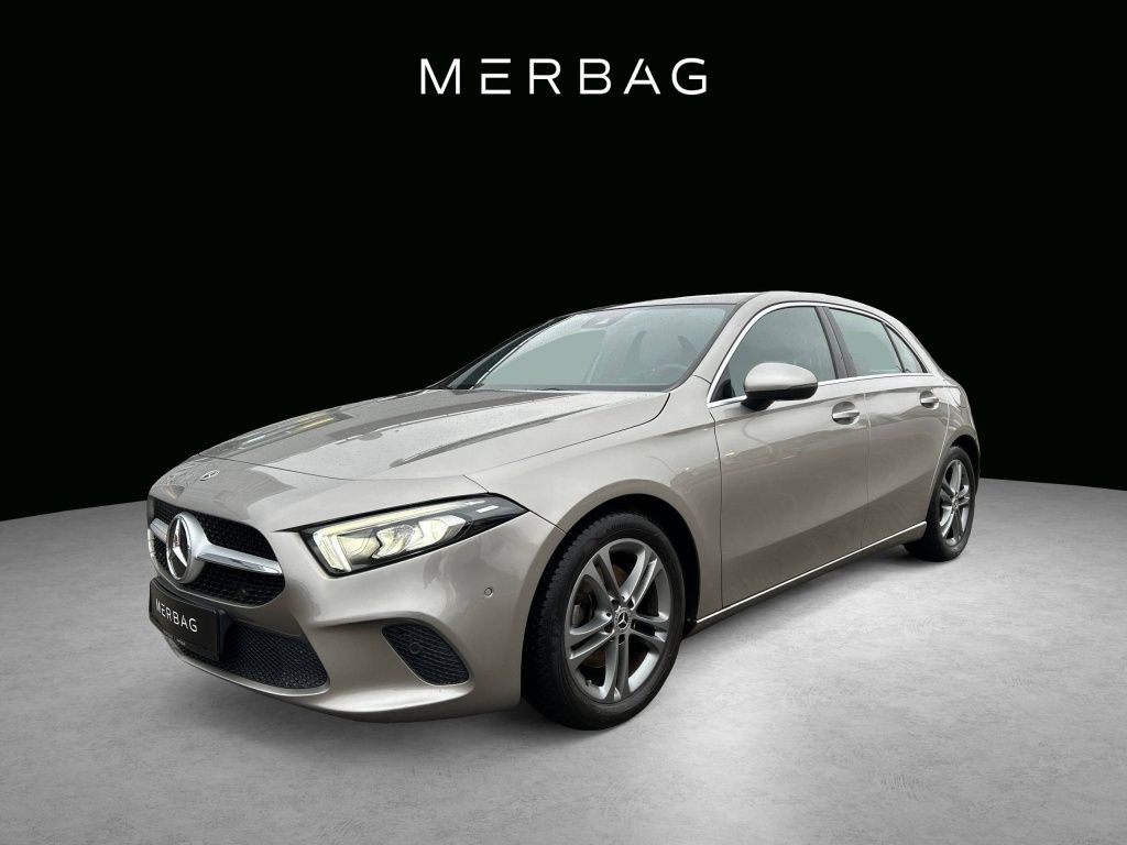MERCEDES-BENZ A 200 Kompaktlimousine AHK KlimaA LED LM Navi SD