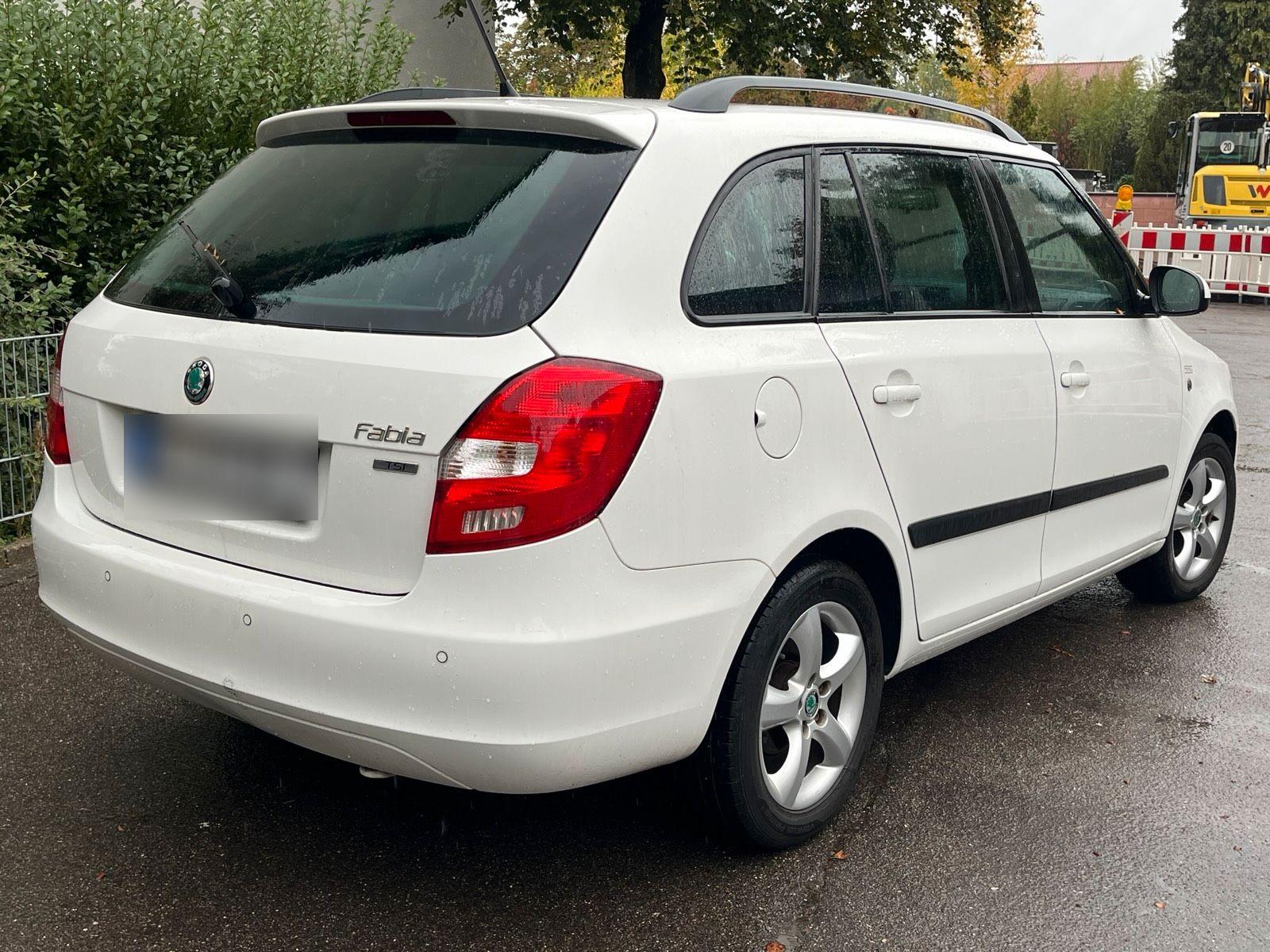 Skoda Fabia 2012 — engine 86 HP (63kW)