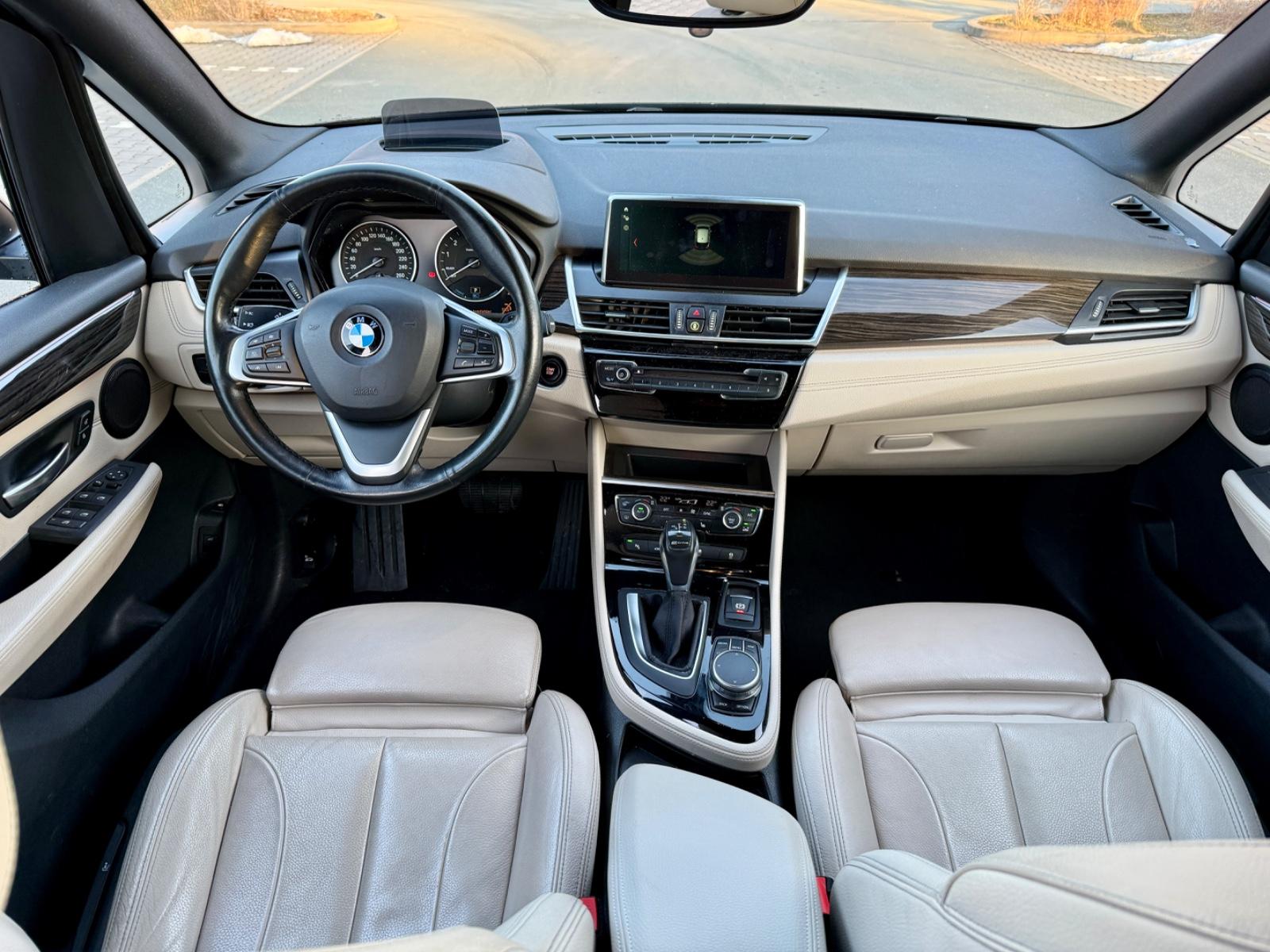BMW 225xe Active Tourer Performance  Luxury Line