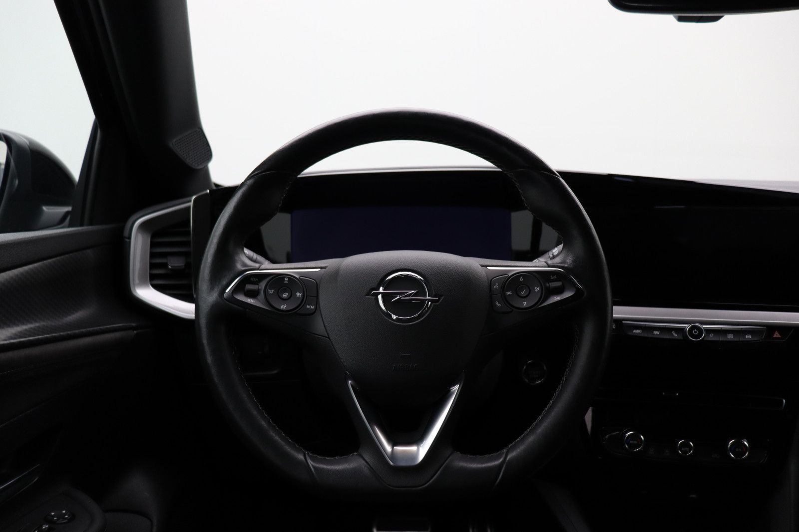 Fahrzeugabbildung Opel Mokka e Ultimate LED/RK/ACC/SH/AppleCP