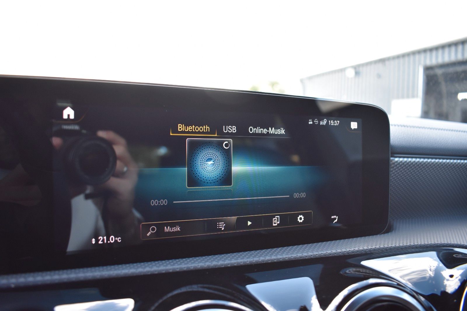 Fahrzeugabbildung Mercedes-Benz CLA 180d Shooting Brake LED/CARPLAY/KAMERA/TEMPO