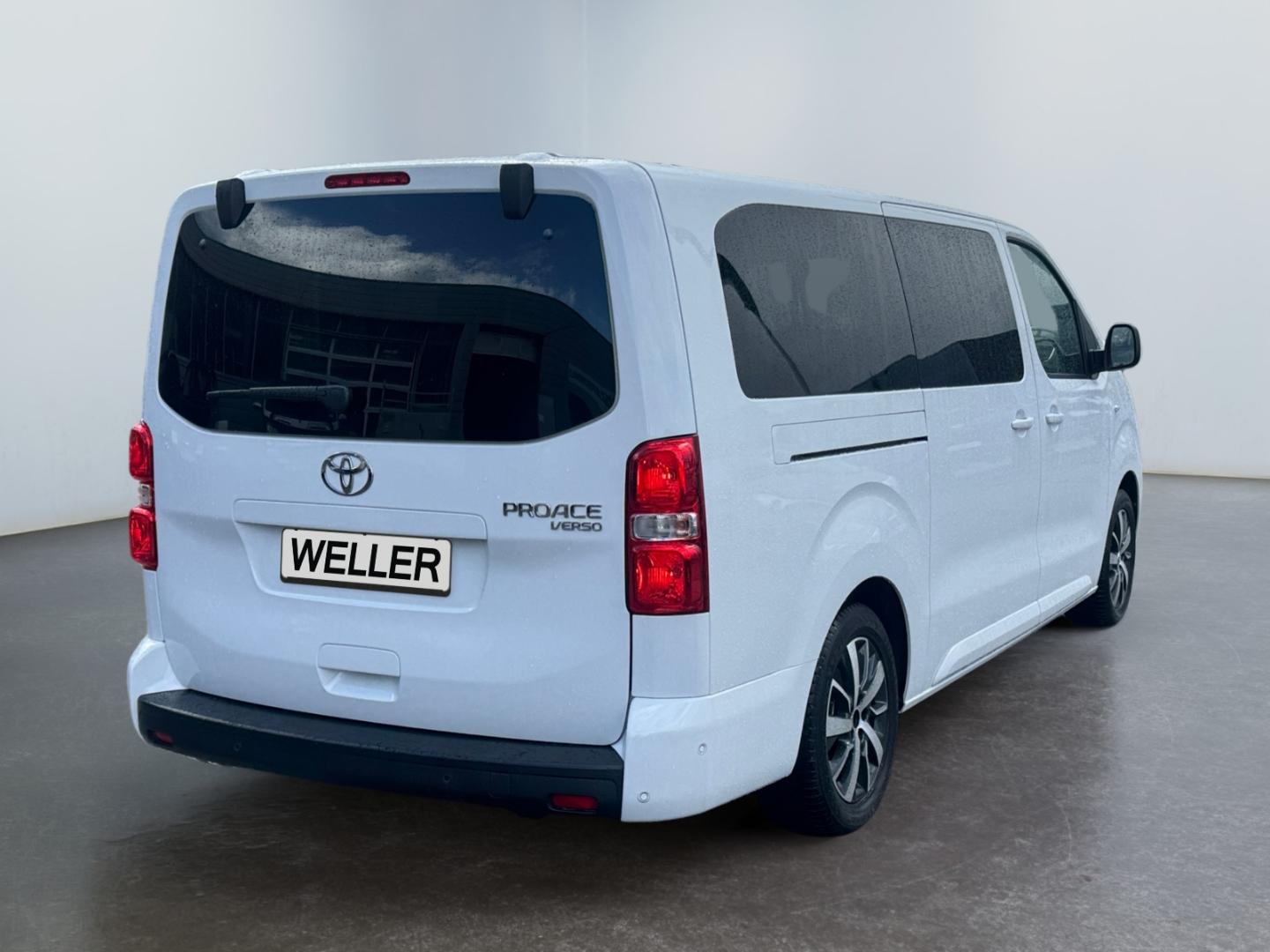 Toyota Proace Verso 2.0 D-4D L2 Team D *LED*ACC*CAM*Nav