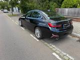 BMW 330d Luxury Line   - BMW 330 mit Diesel-Antrieb: Limousine, Automatik
