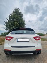 Maserati Levante SQ4 | Bianco Alpi | Pano | Harman Kardon - Maserati Levante aus 2018