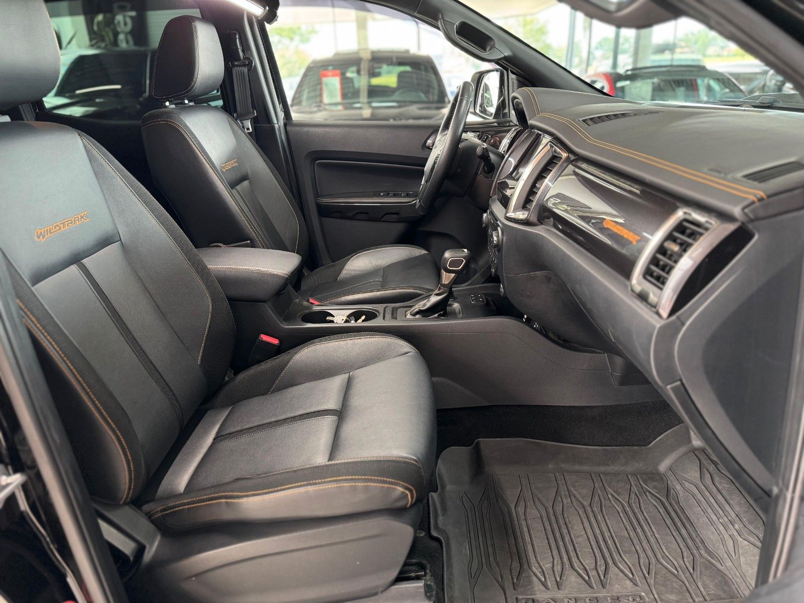 Fahrzeugabbildung Ford Ranger 2.0 TDCi Aut. Panther Wildtrak DoKa 4x4
