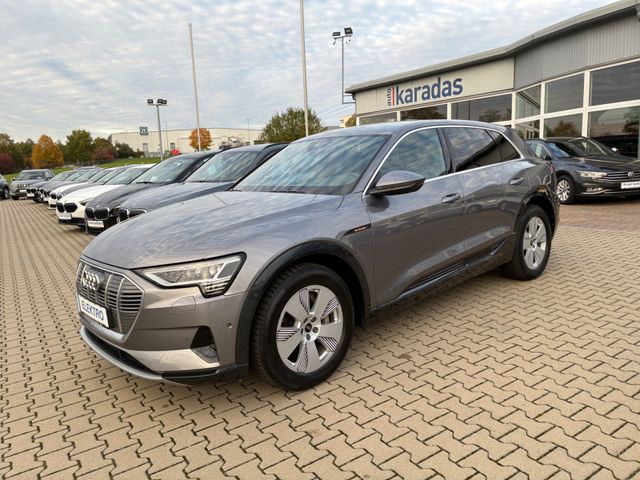 Fahrzeugabbildung Audi e-tron 50 quattro >AHK/LEDER/KAM/NAV/SHZ<