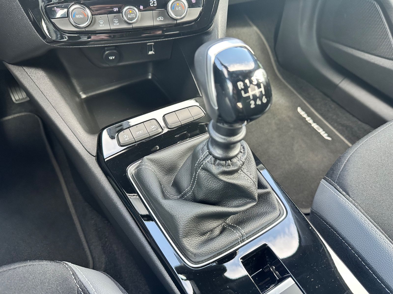 Fahrzeugabbildung Opel Mokka GS Line*Allwetter*SHZ*LHZ*PDC*RFK
