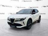Alfa Romeo Junior Ibrida 1.2 VGT 48V-Hybrid 100 kW Speciale - Alfa Romeo Junior mit Benzin-Antrieb: Automatik