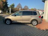 Volkswagen Touran 1.6 TDI Comfortline KLIMA LED NAVI ALU - Volkswagen Touran mit Diesel-Antrieb: Kleinbus, 1.6