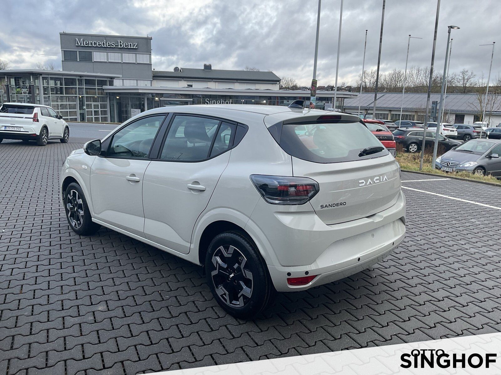 Fahrzeugabbildung Dacia Neuer Sandero Journey Eco-G 120