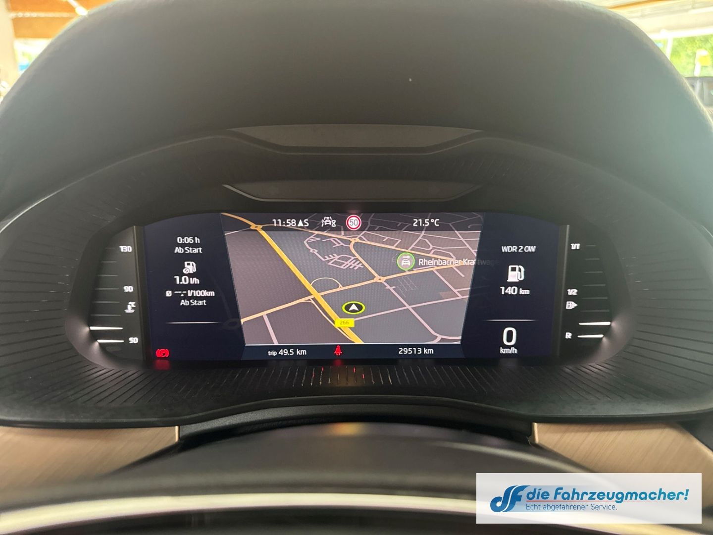 Fahrzeugabbildung SKODA Kamiq Style 1.0 TSI Navi Digitales Cockpit LED