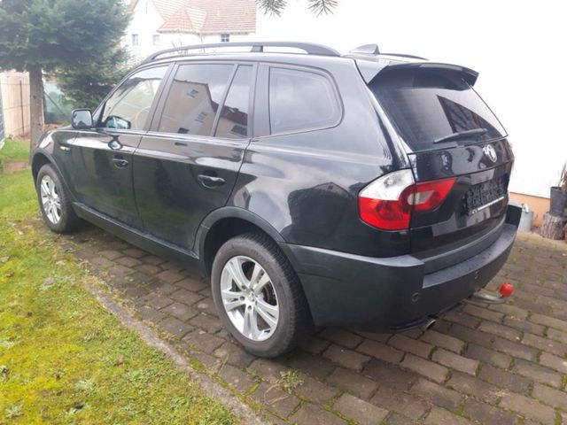 BMW X3 Benzin Bj.2006 Pano AHK 141.000 km ...