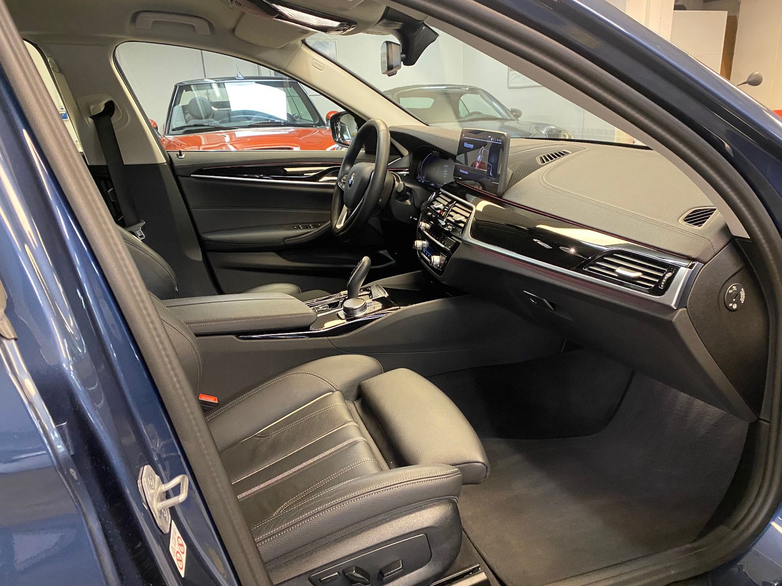 BMW 520 d Touring Luxury Line Standh. Driv. Ass.Prof foto 8