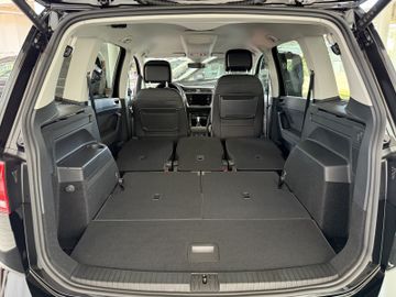 Volkswagen Touran 1.5 TSI DSG COMFORTLINE LED KAMERA 7S AHK