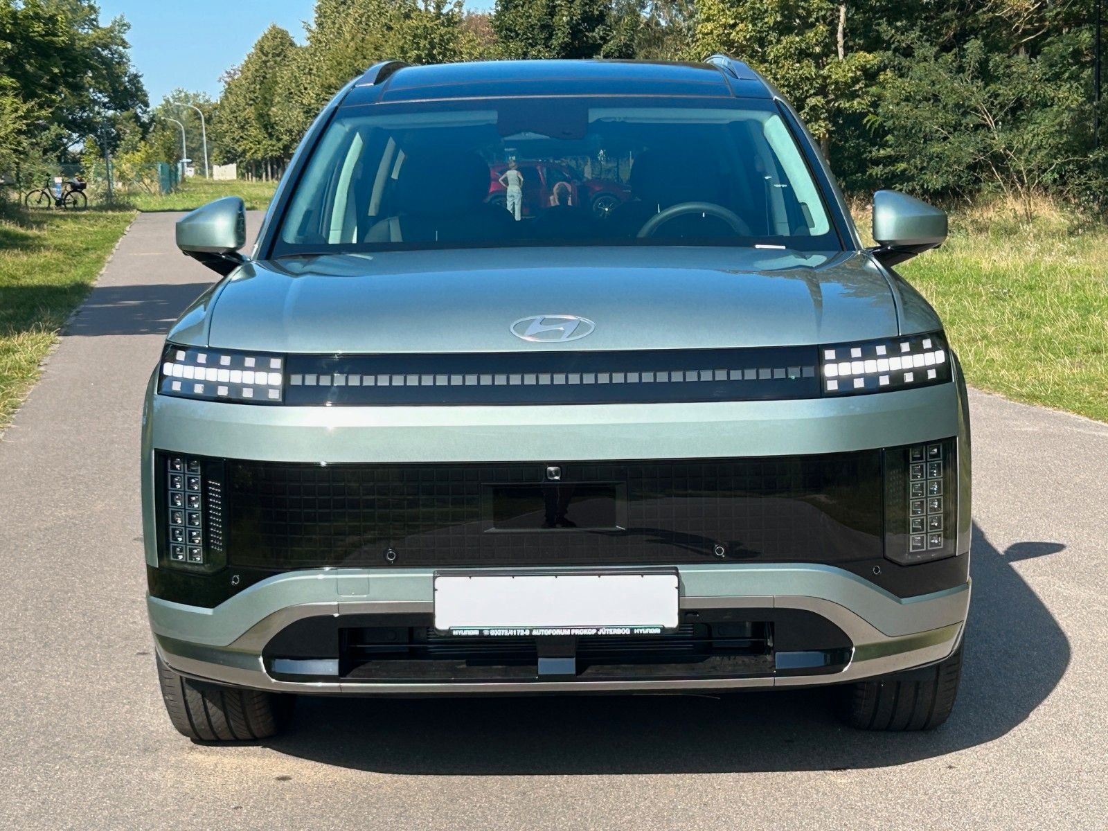 Fahrzeugabbildung Hyundai IONIQ 9 UNIQ 226kW *RW600KM*Pano*6Si*Relax*HeUp*