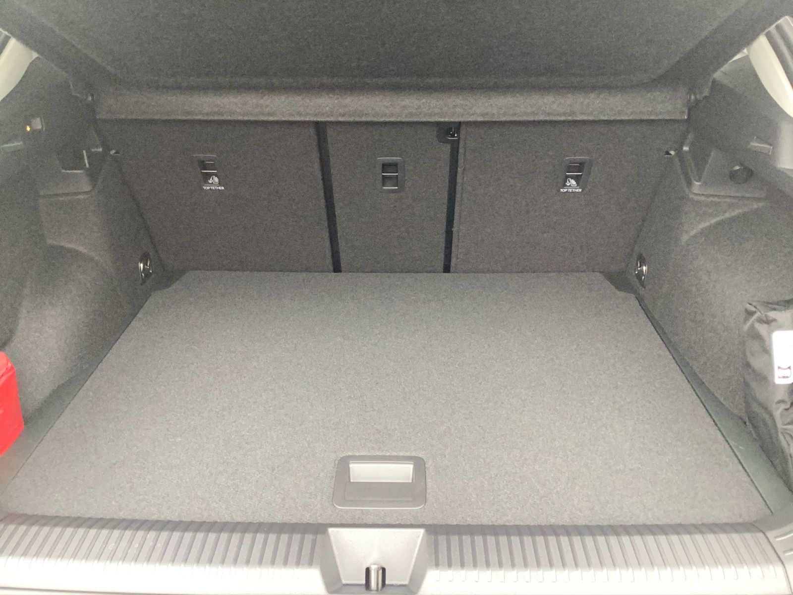 Fahrzeugabbildung Volkswagen T-Roc Style AHZV NAVI LED DAB ACC