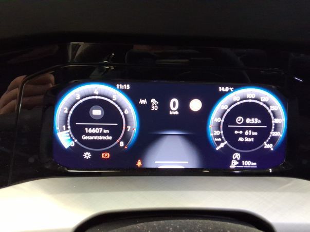 Fahrzeugabbildung Volkswagen Golf VIII Variant TSI Life LED Navi AID ACC RFK