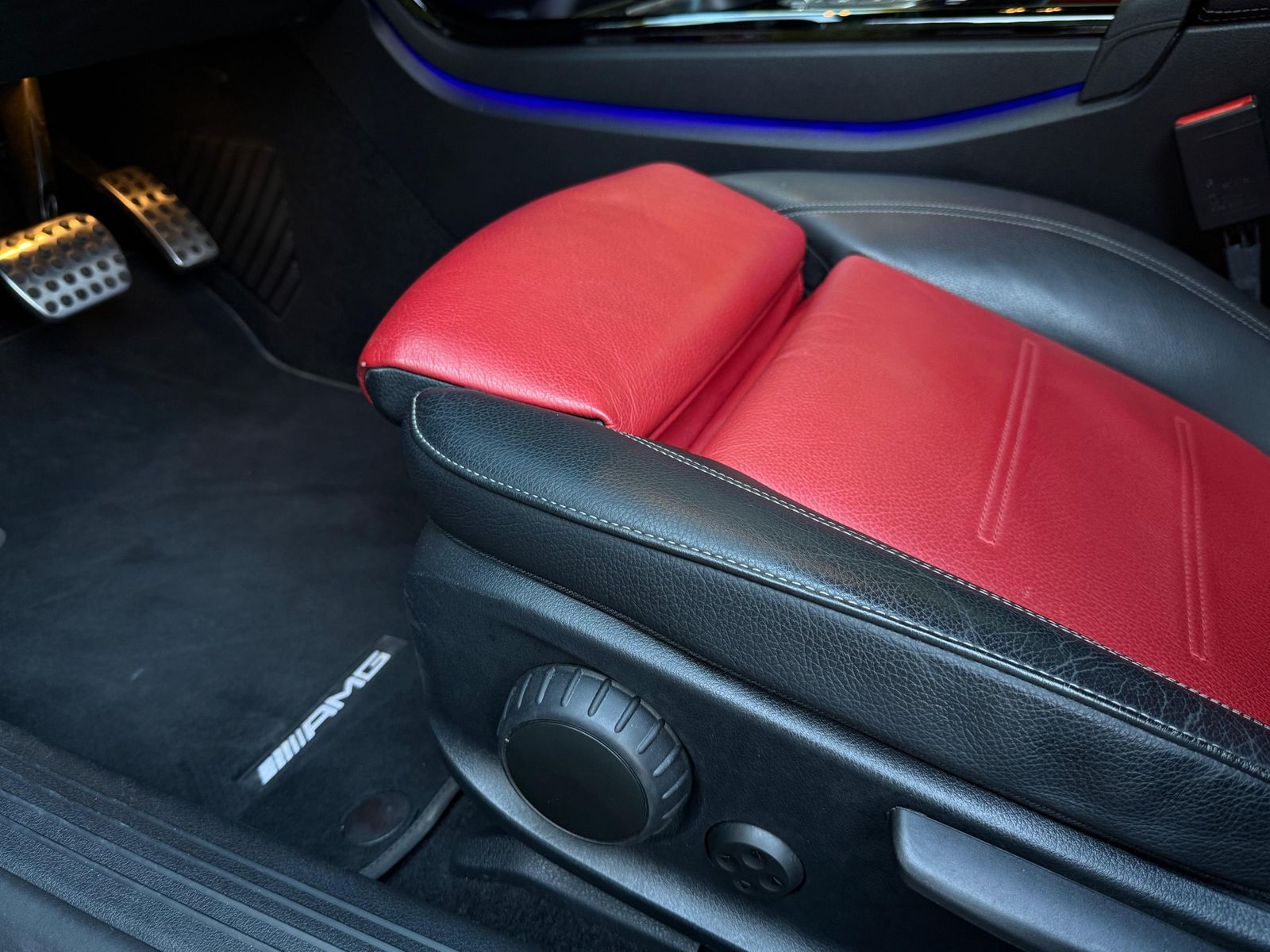 Vehicle illustration Mercedes-Benz CLA 200 Shooting Brake AMG LINE 8G LED+AHK+STHZ