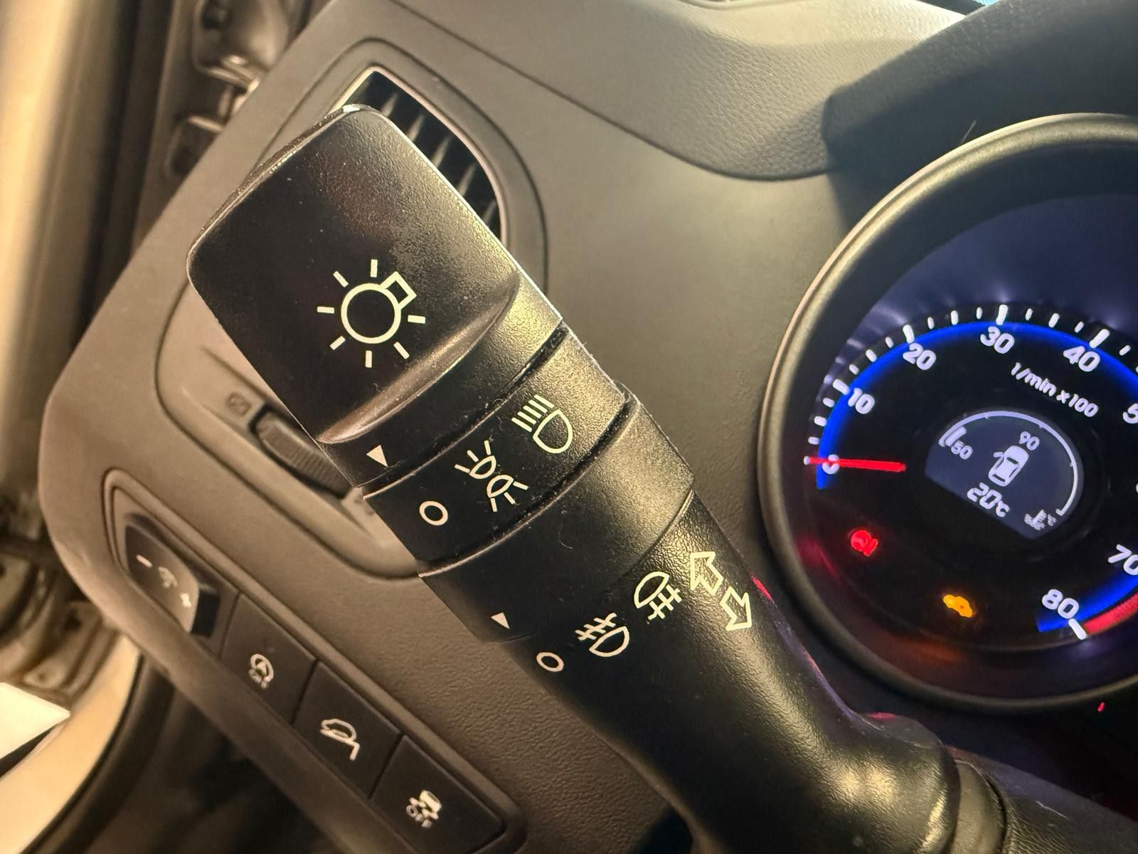 Fahrzeugabbildung Hyundai ix35 blue Finale 2WD /AHK/ KLIMA/SITZHEIZUNG