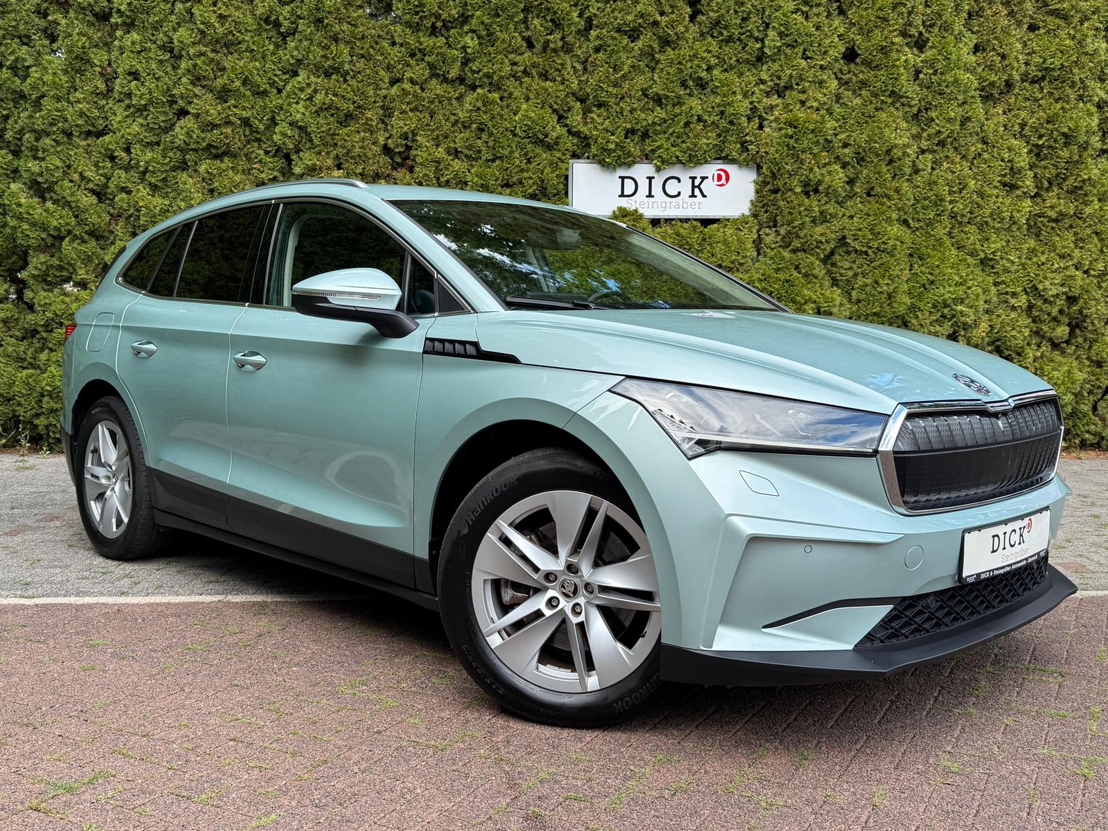 Fahrzeugabbildung SKODA Enyaq 80 x Suite CCS+MATRIX+KAM+AHK+LEDER+SPORT