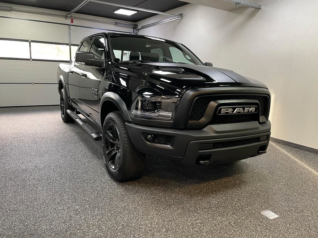 Fahrzeugabbildung Dodge WARLOCK CLASSIC  CREW  HEMI 4x4 LPG-LED-SOFORT!