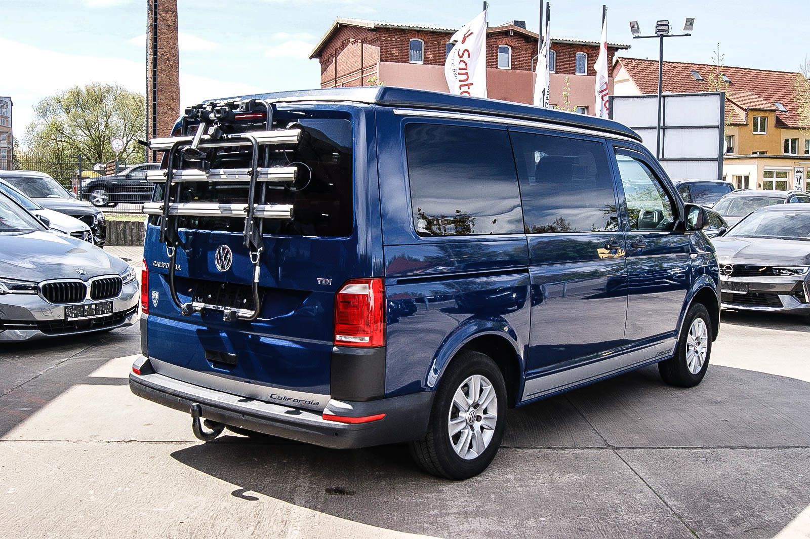 Fahrzeugabbildung Volkswagen T6 Camper =CALIFORNIA EDITION= AUSBAU NEU !!!