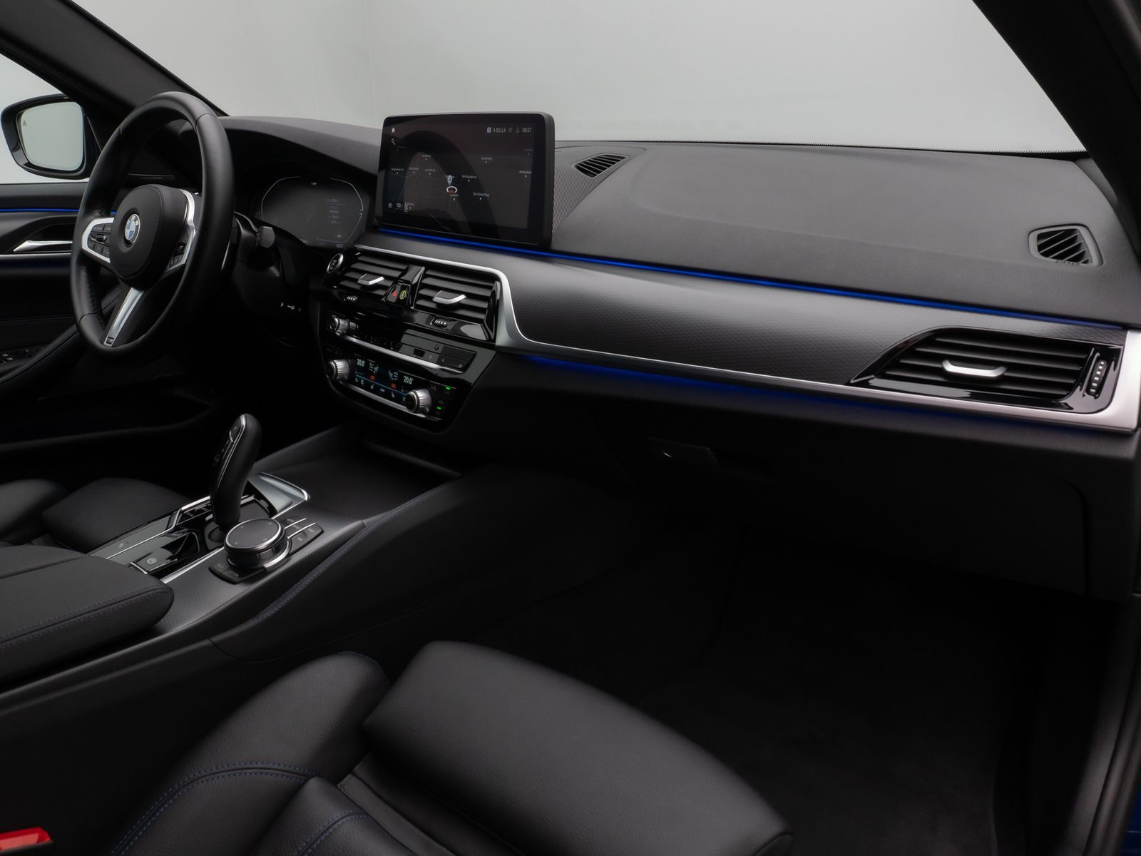 Fahrzeugabbildung BMW 540d xD M Sport Pro Kamera Laser HUD H/K Komfort